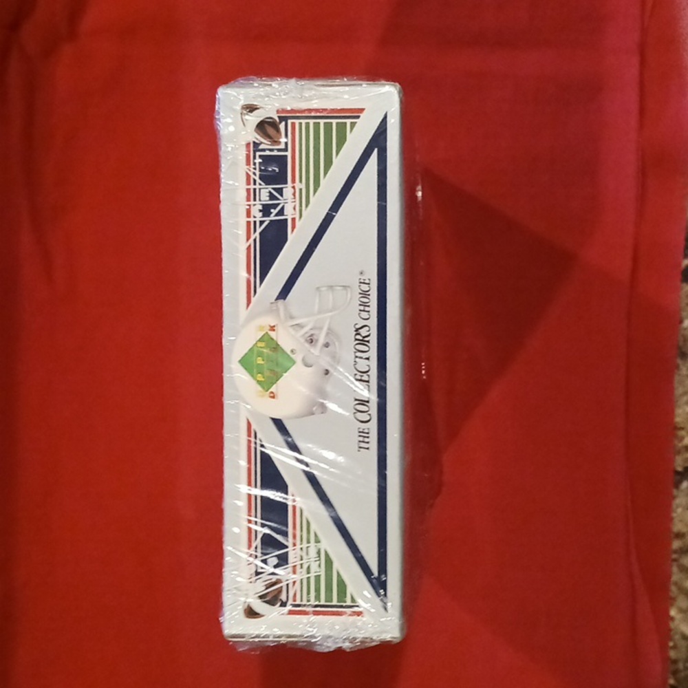 1991 Upper Deck NFL Football Trading Cards Unopened Box - Picture 4 of 7
